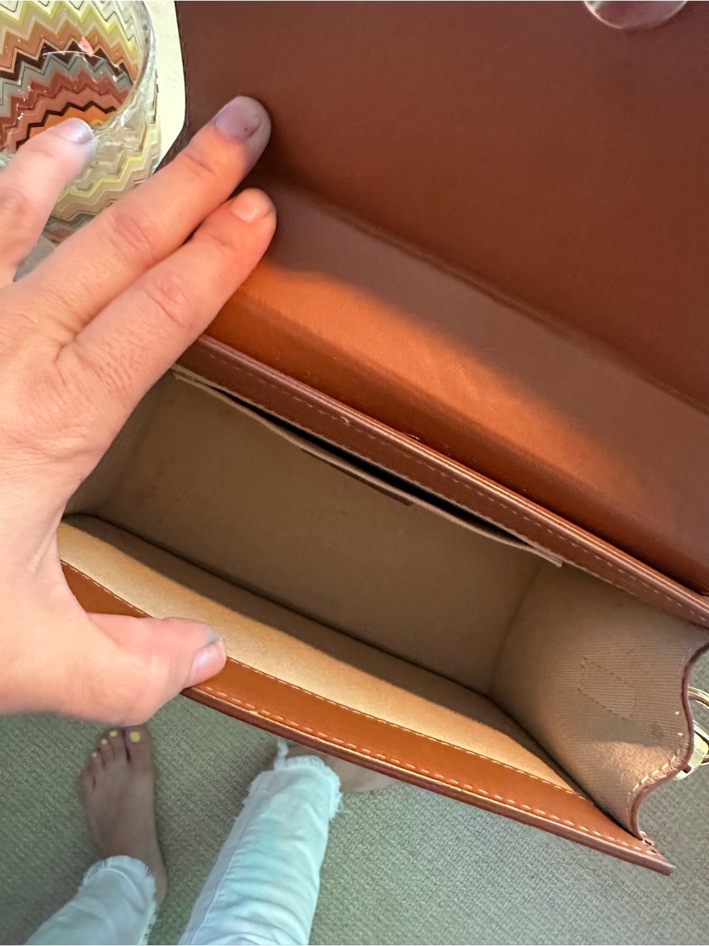 Jacquemus Tan Le Chiquito Top-Handle Bag - Picture 9 of 10